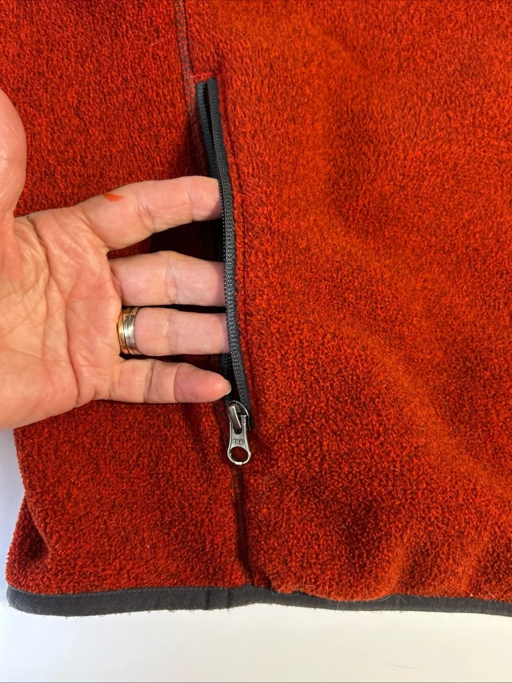Duluth Trading Company Fleece Vest With Pockets Full Zip Mens XL Travel Layer